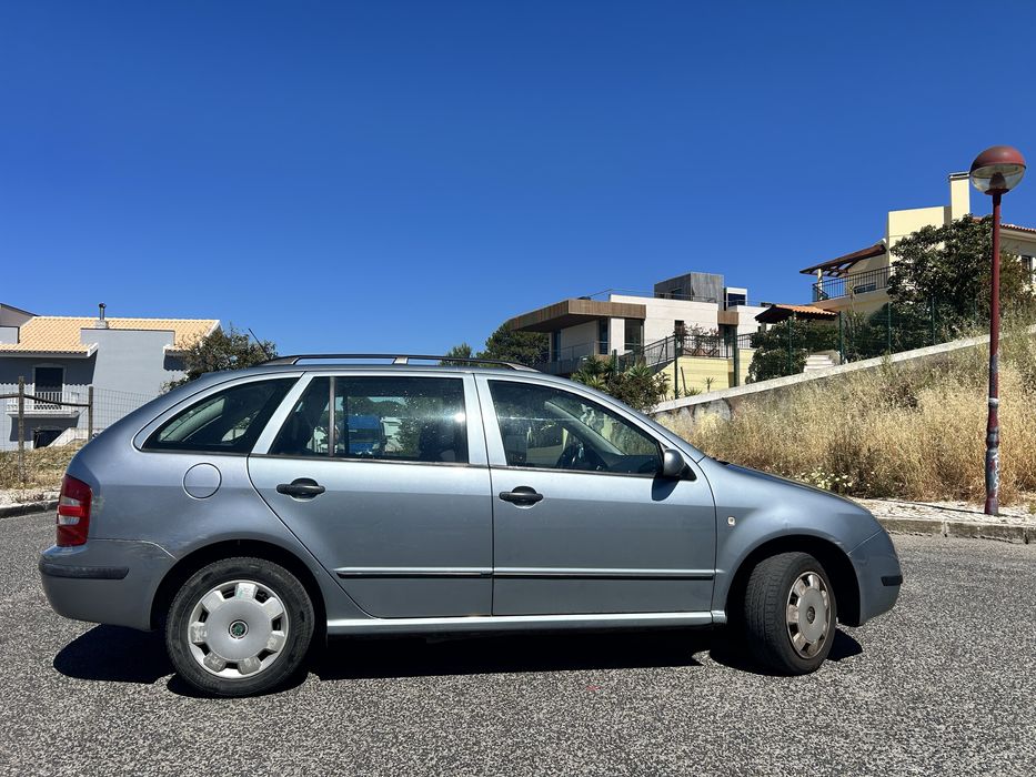 Skoda Fabia 1.2 gasolina | 2004 | 167.000 km | económico e fiável