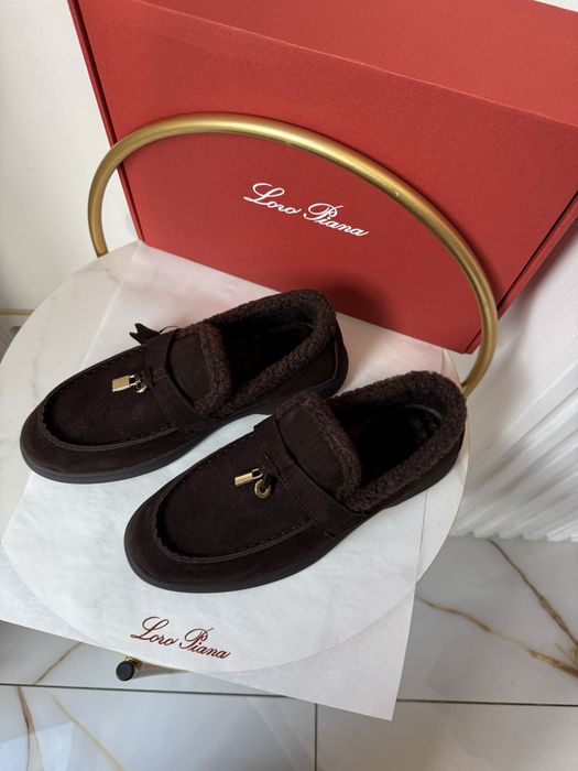 Loro Piana зимові lux замш натуральний в наявності, фото вживу, є лого! Пакування брендове. розміри всі, в наявності. Є олх і накладний