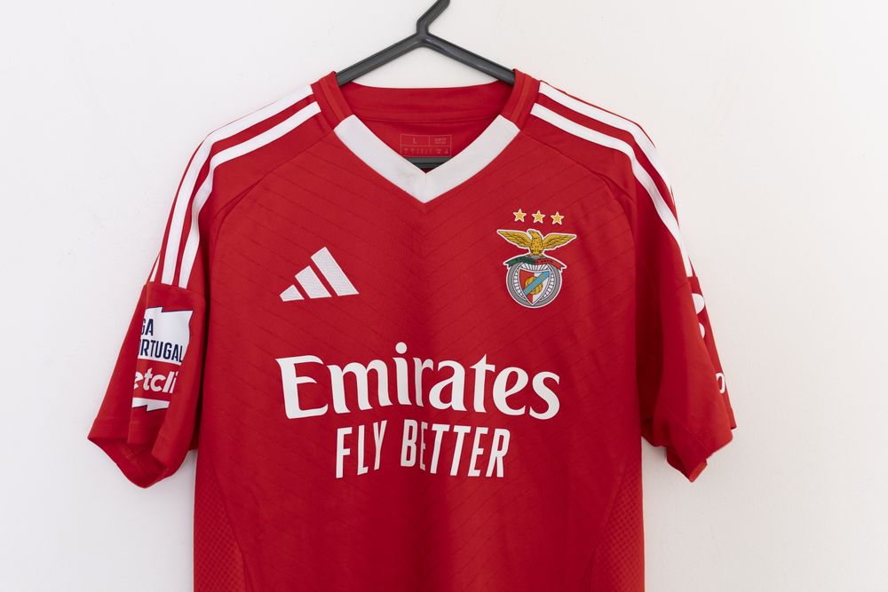 Camisola autografada benfica florentino