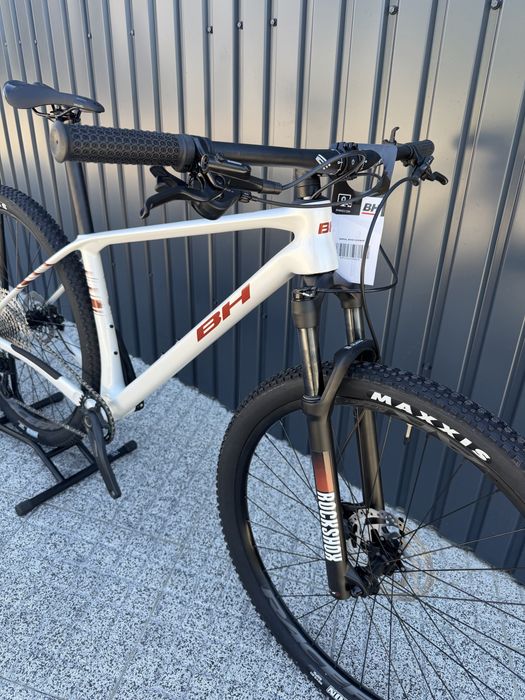 Bicicleta btt BH ultimate 6.0 nova
