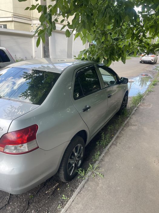 Toyota Yaris 2006р