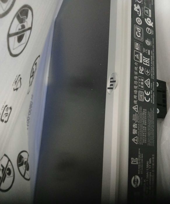 Monitor HP pouco usado, com caixa