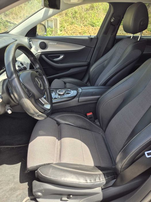 Carrinha Mercedes E220D foto 5