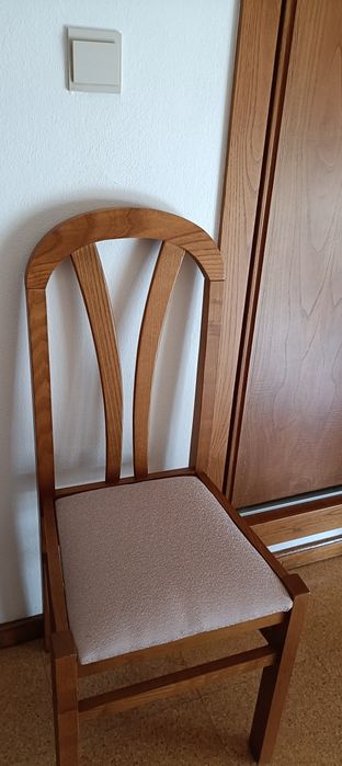 Quarto completo casal em pinho maciço – excelente estado