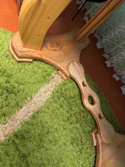 Продам меблі в хорошому стані крісла і стіл