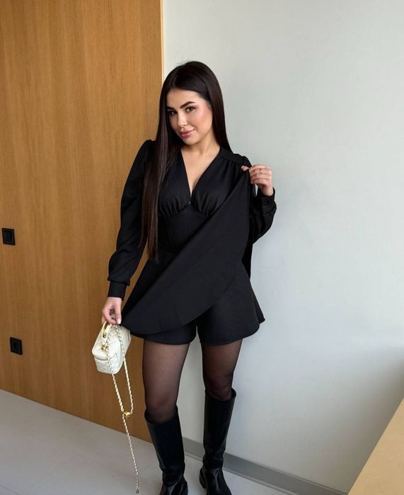 Продам сукню-комбінезон 48 розмір