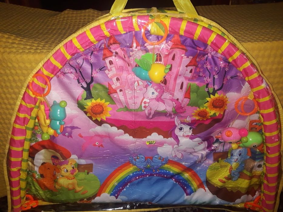 Детский развивающий коврик