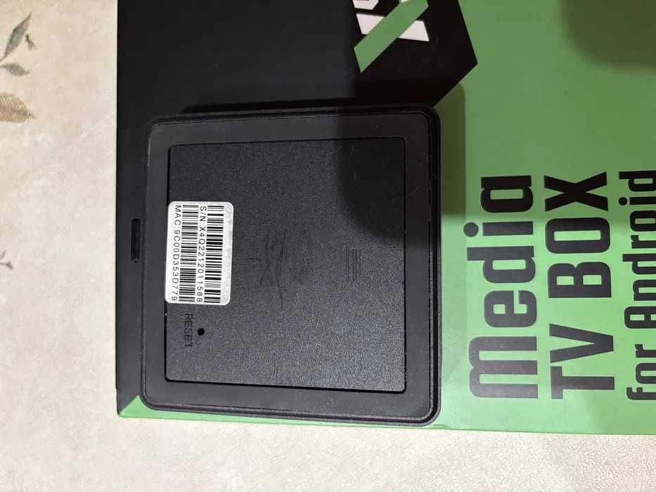 Продам медиа приставку Ugoos X4Q Pro