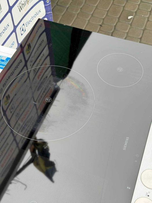 Індукційна поверхня б/в SIEMENS  Розмір: 60/80/55 Чорне скло #07719