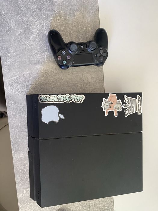 Ps4 500G de memoria