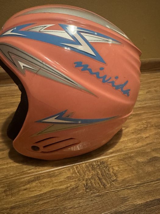 Kask na narty dziewczecy