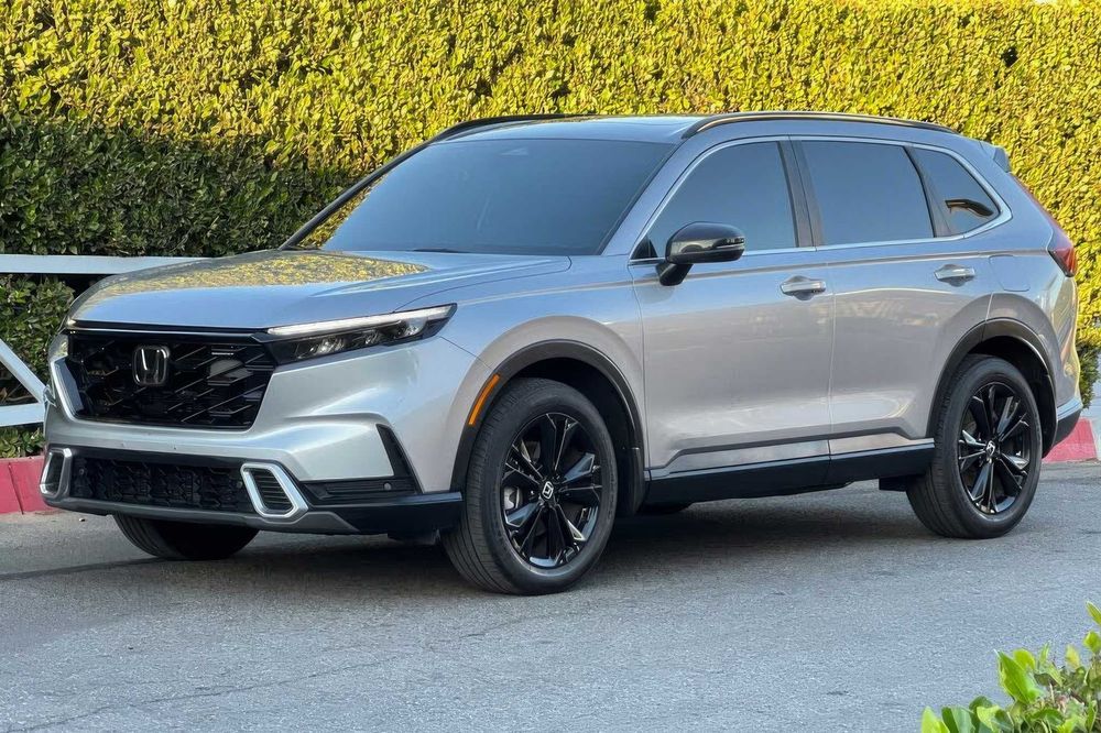 Honda CR-V Hybrid Sport Touring      2023