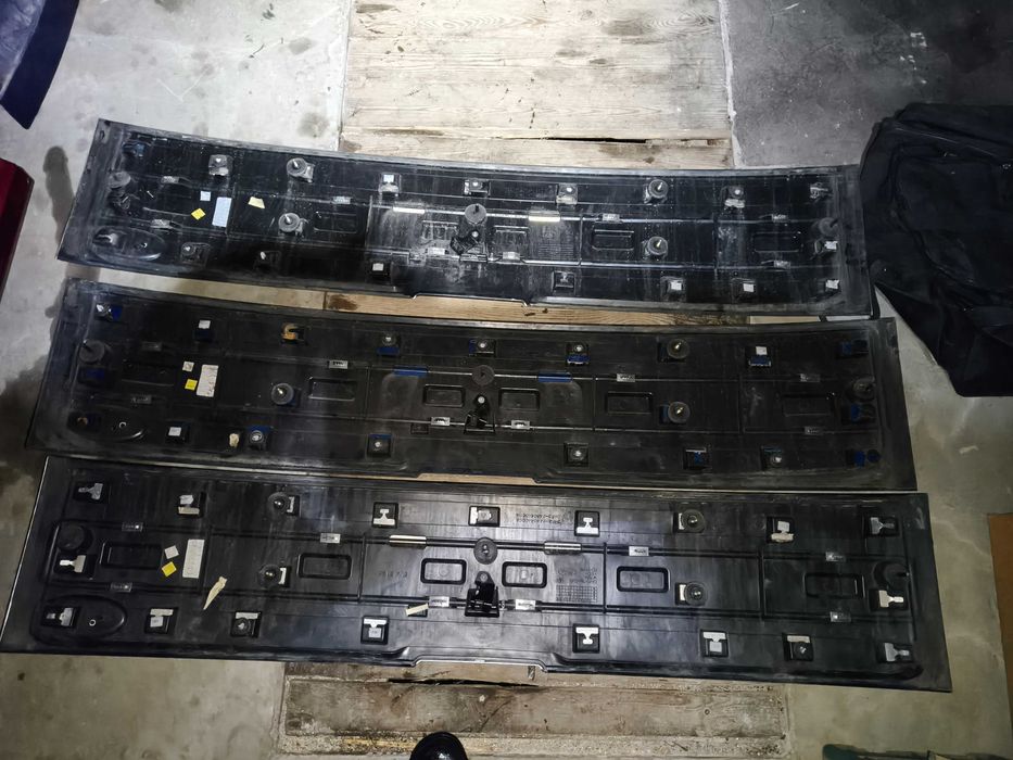 Ford Flex 13-19 Накладка Молдинг Багажника DA8Z74425A34CA