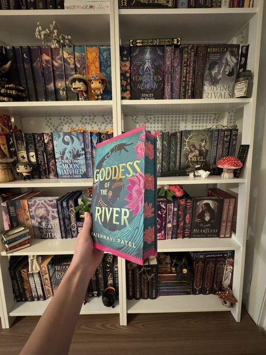 Goddess of the River illumicrate