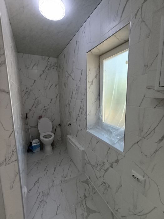 Продам 1/2 будинку центр міста, єВідновлення Сертифікат