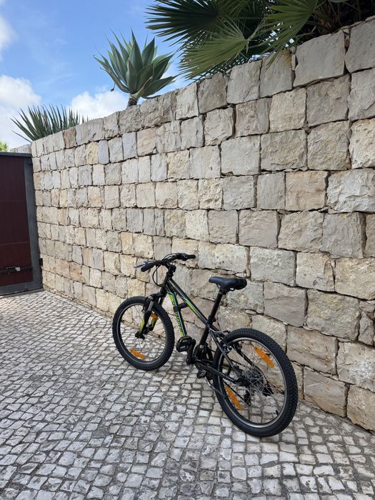 Specialized Hotrock