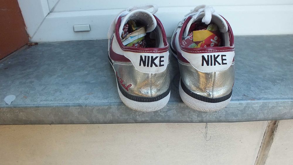 Super buty sportowe marki Nike w roz 43