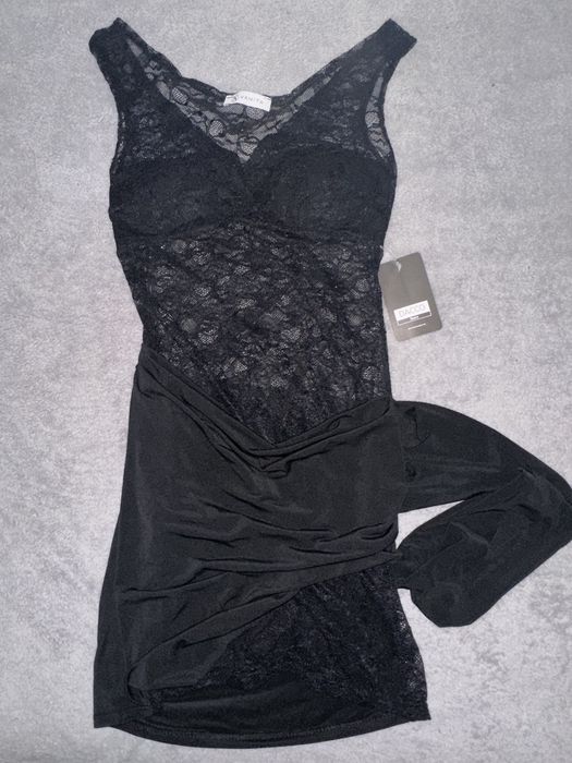 Vestido preto marca vanita