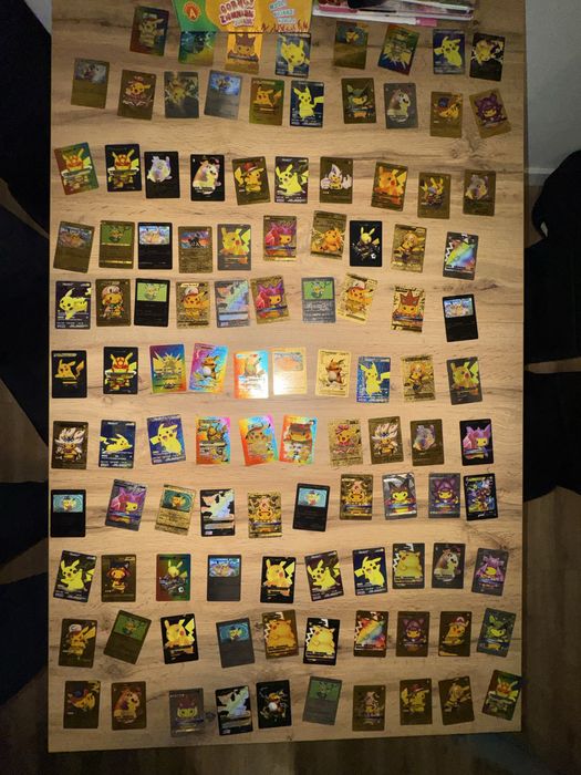 Karty Pokemon Pikachu