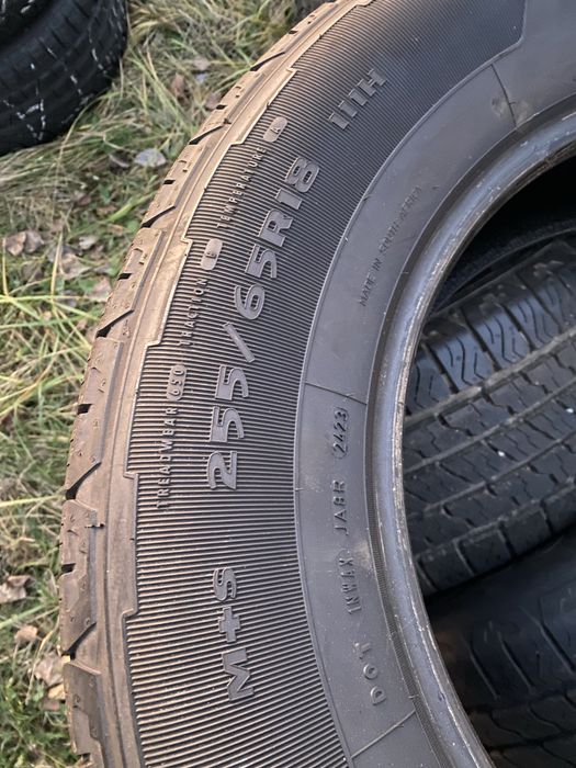 Шини 255/65 R18 майже нові
