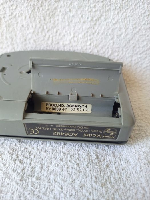 Walkman PHILIPS AQ6492 sprawny warto !!