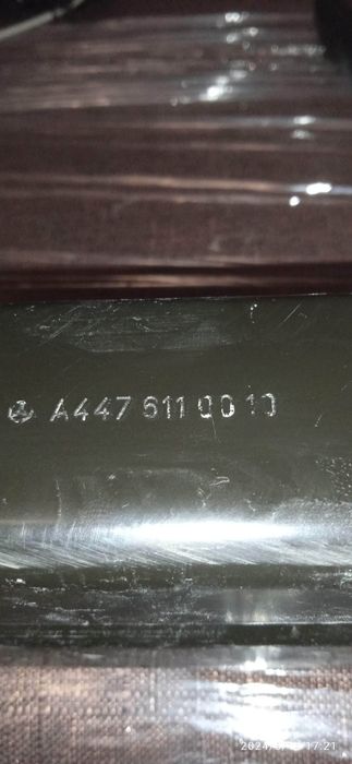 Задняя балка Мерседес Вито A4476110010