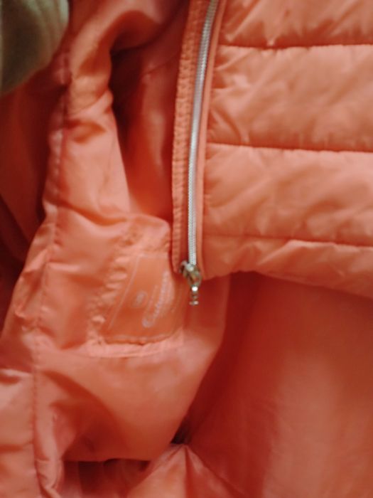 Куртка осіння на дівчинку 6-7 років