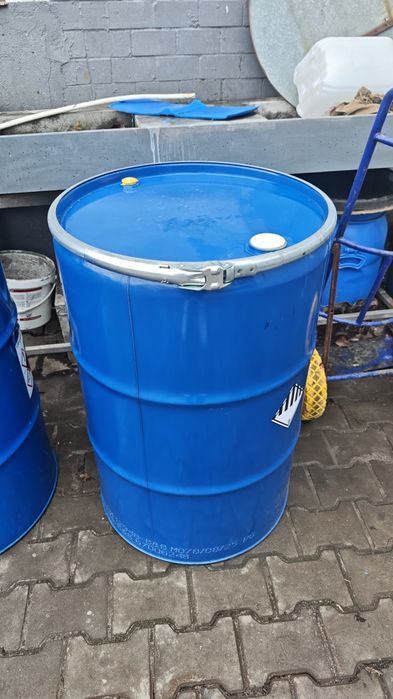Продам бочку металеву з кришкою під круг