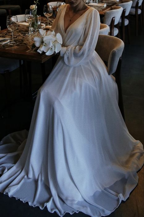 Весільна ідеальна сукня