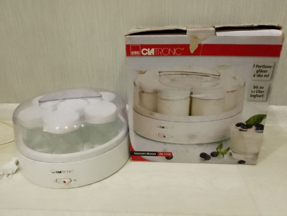Йогуртниця Clatronic JM 3344 білий