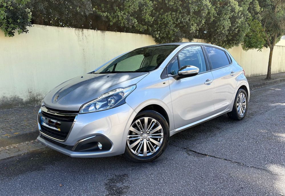 Peugeot 208 1.6 BlueHDi Style