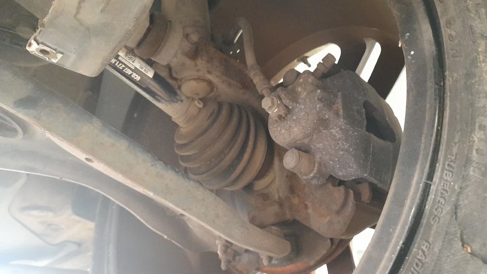 Manga de eixo frente esquerda VOLKSWAGEN Polo (6R, 6C)