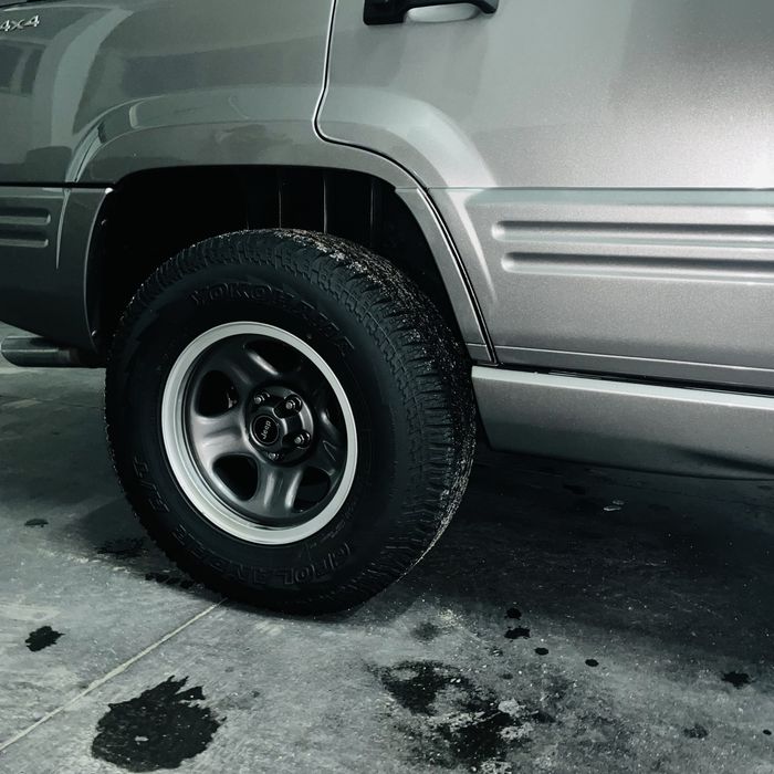 Pneus e Jantes Jeep Cherokee XJ-ZG 235/75 R15