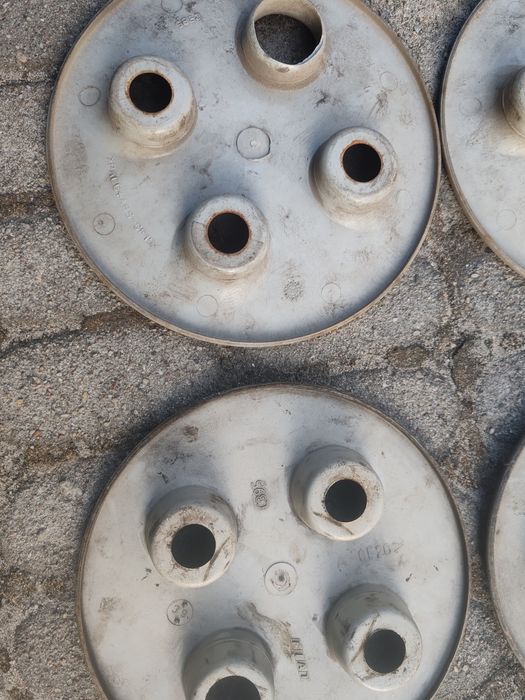 Felgi Fiat 126p R12 Fiat 125p Seicento Polonez R13 Rozstaw 4x98 kapsle ...