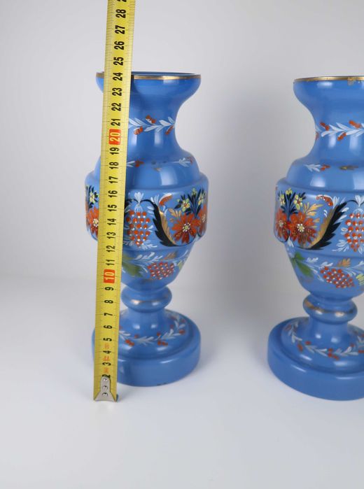 Par de Jarras em vidro antigo - 24 cm