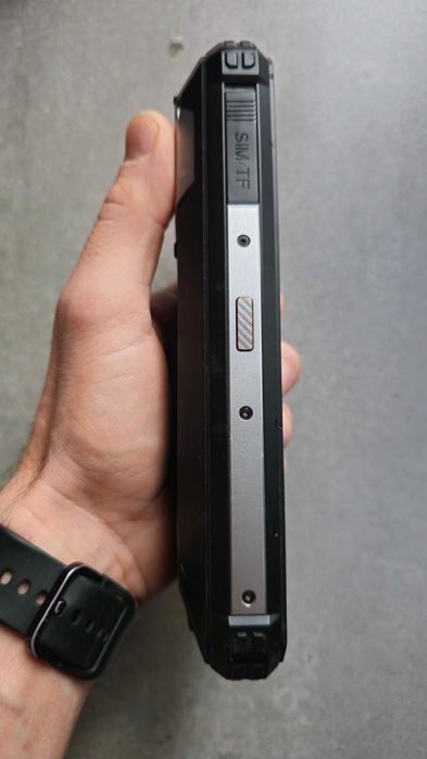 Oukitel WP19 Potężny smartphone z noktowizją i baterią 21000 mAh!