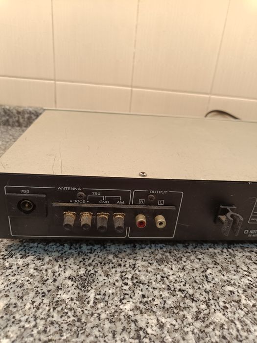 Sintonizador Kenwood FM/AM