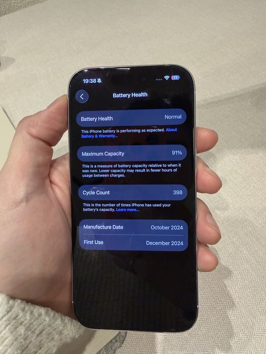 iPhone 16 Pro 128Gb Titanio Natural (Branco) Desbloqueado