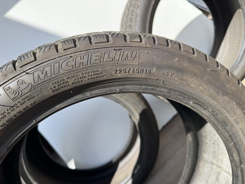 Pneu Michelin 225 45 r18 winter pilot alpin PA4