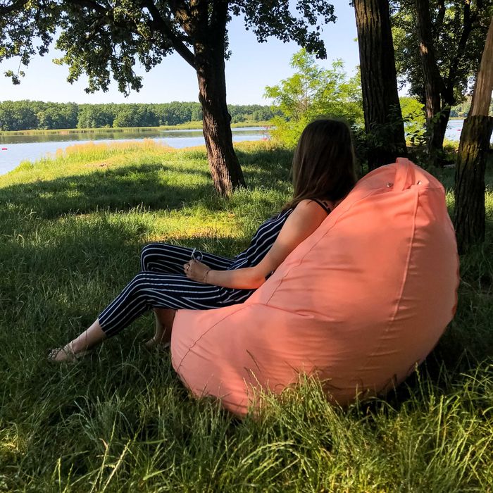 Крісло у виляді грушки, мішка, м'яча, пуфи