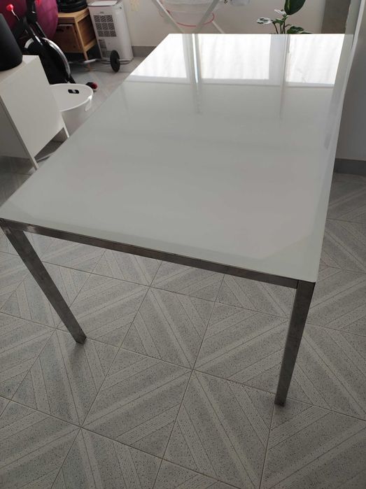 Mesa de jantar IKEA