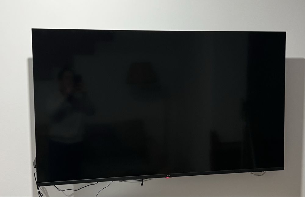 Vendo televisão LG nova (poucos meses de uso)