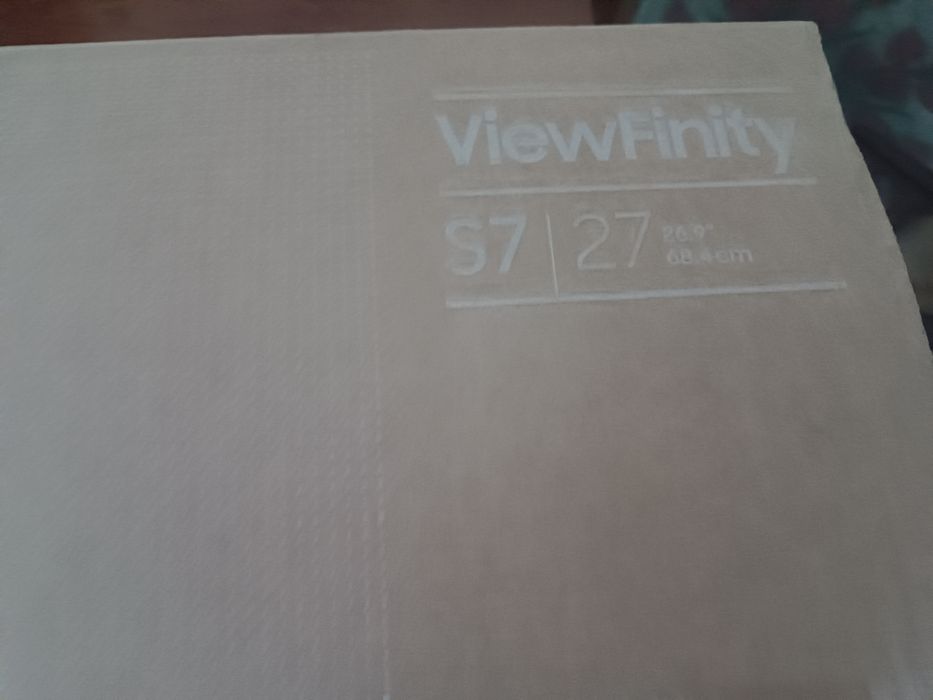 Samsung S7 4K 27"