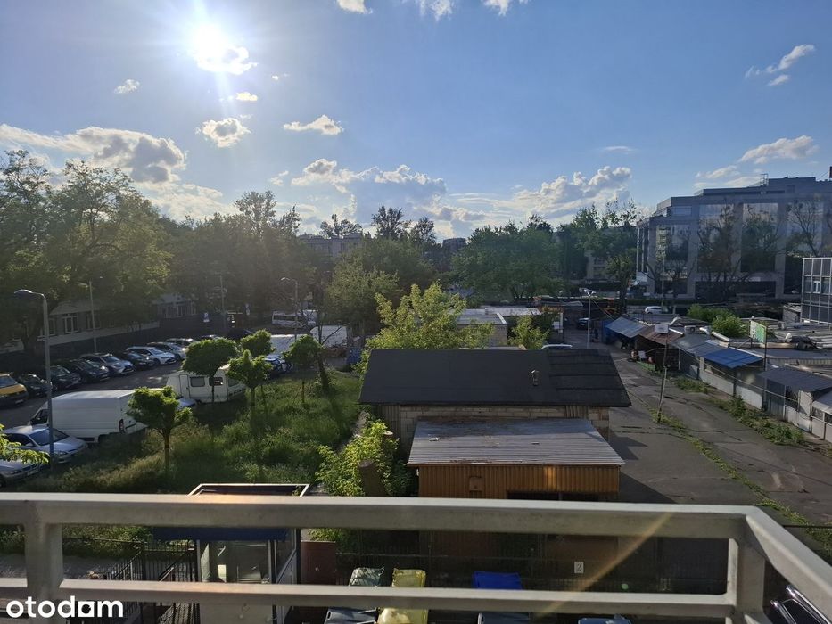 3 pokoje | 46.5 m² | Mokotów, Jadźwingów 2 -> Na sprzedaż - Więcej