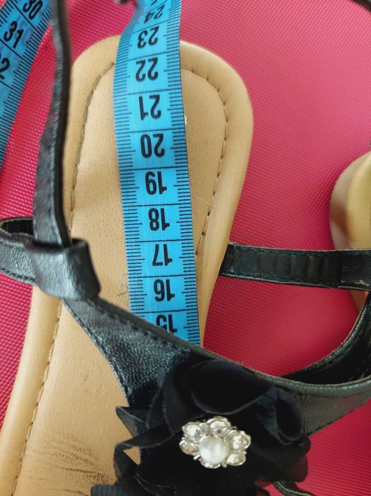 sandaly r. 36 Primark