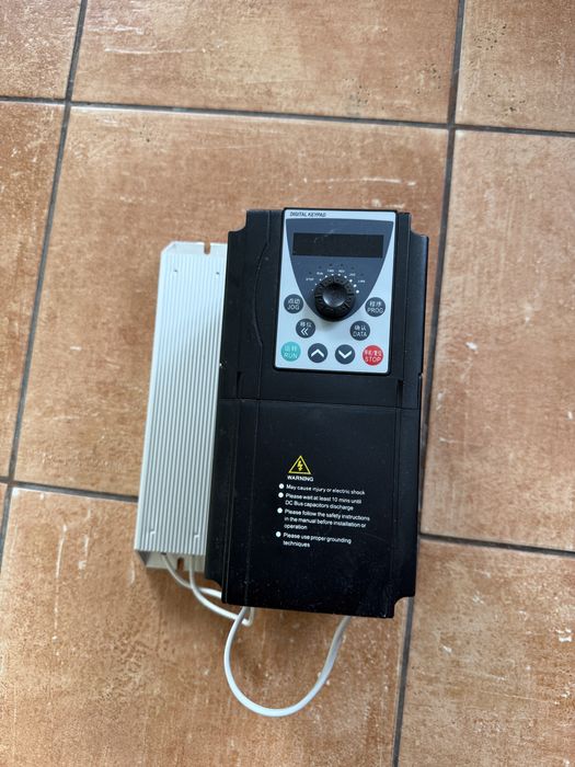 YINGSHIDA AE200 - частотный преобразователь 4Квт 380В инвертор