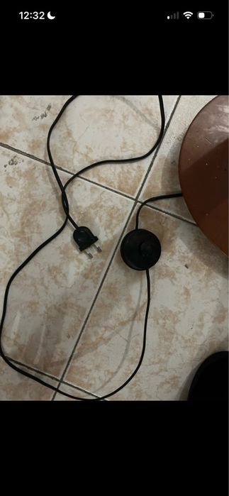 Estante com Relógio