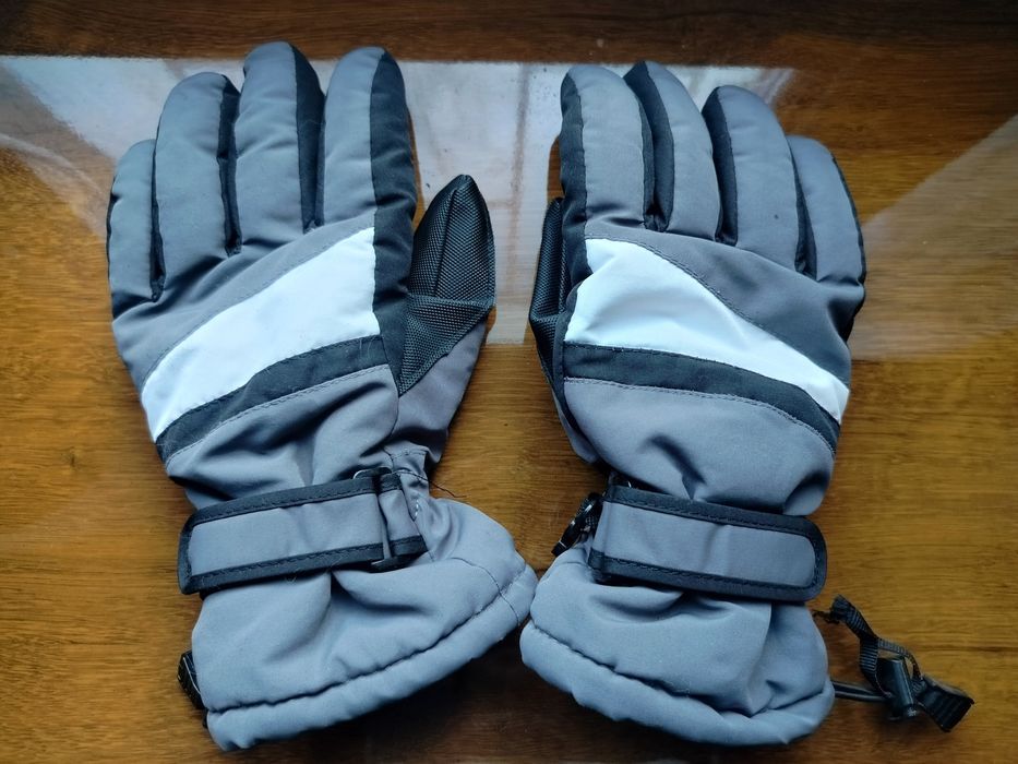 Рукавички гірськолижні