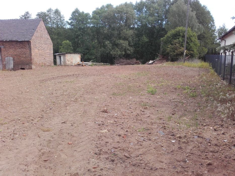 Nieruchomość  32 ary trasa  ŻARY -LUBSKO