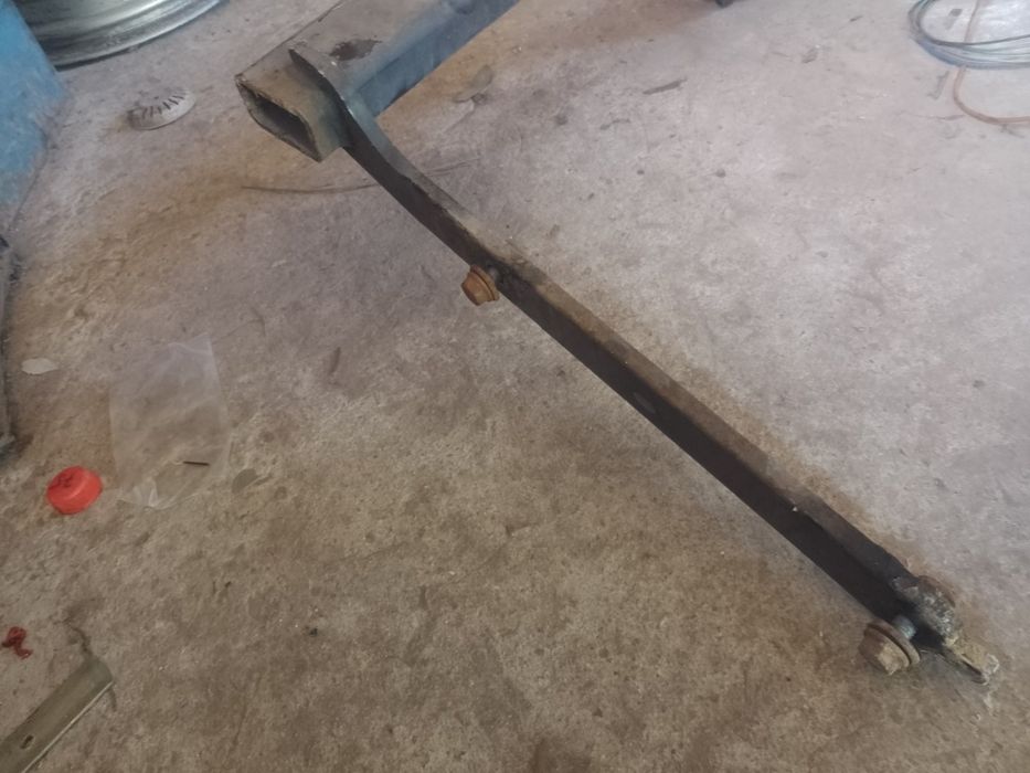 Фаркоп для авто вольцваген гольф 5 або 6